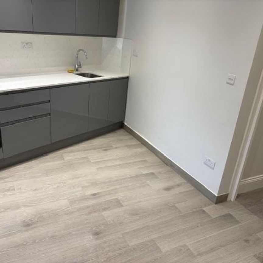 1 Bedroom Flat To Let - Photo 1