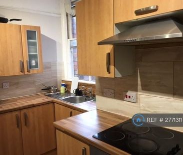 1 bedroom in a house share to rent - Photo 4