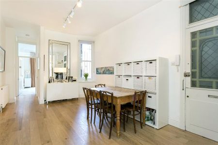 3 bedroom flat to rent - Photo 4