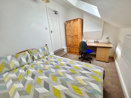 5 Bedrooms, 105 Northfield Road – Student Accommodation Coventry - Photo 5