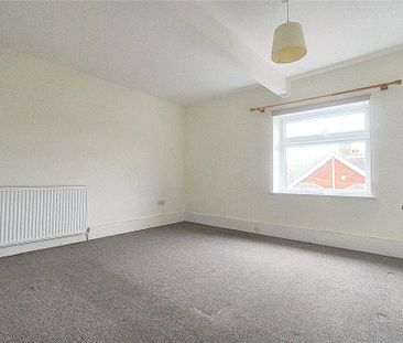 3 bedroom semi-detached house to rent - Photo 6