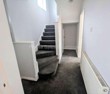 Holyrood House, Laughton Way, LN2 - Photo 6