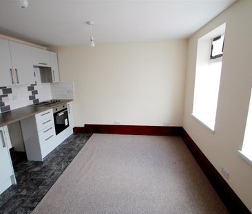 1 Bedroom Flat to Rent in Club Street, Kettering, NN16 - Photo 3