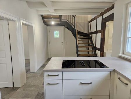 Zeitlos schön: Fachwerkhaus mit moderner Ausstattung auf höchstem Niveau - Photo 4