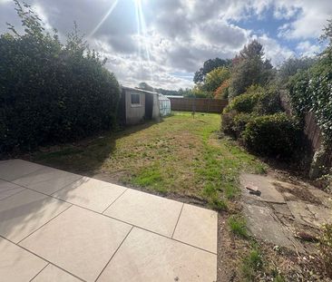 Saunders Lane, Woking - Photo 3