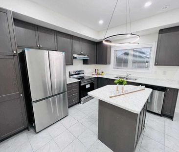 For Lease - 12 Aspen Hill Road, Brampton, Ontario - Photo 6