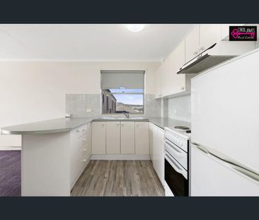 3/33 Ottiwell Street, Goulburn, NSW 2580 - Photo 3