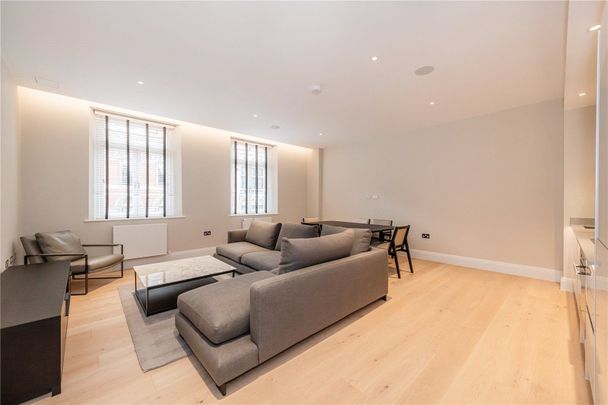 Bell Yard, WC2A - Photo 1