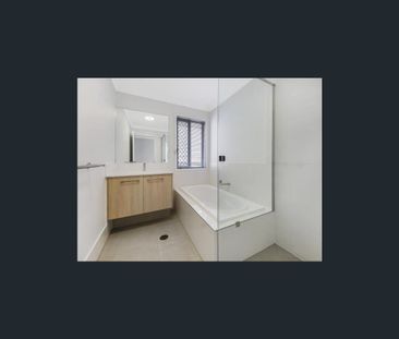 22 Newburgh Street, Thornlands, Qld 4164 - Photo 2
