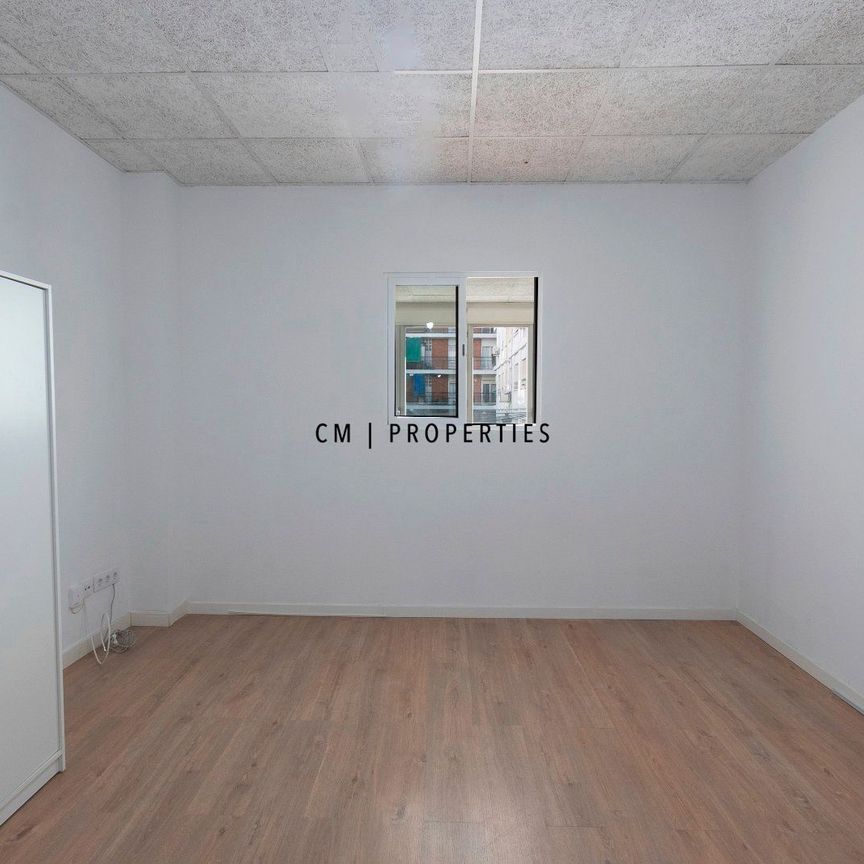 Piso de alquiler en Actor Llorens, Albors - Photo 1