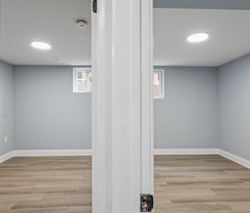 For Lease - 1527 Chiddingstone Circle Unit# (Unit B), Mississauga, ... - Photo 2