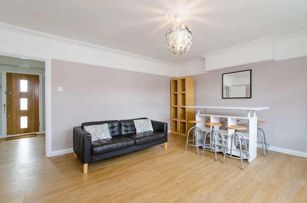 Severus Road, Clapham Junction, Battersea, SW11 - Photo 1