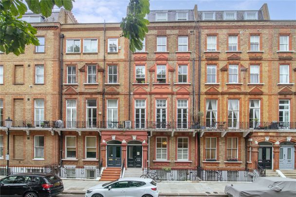 Nevern Square, Earls Court, SW5, London - Photo 1