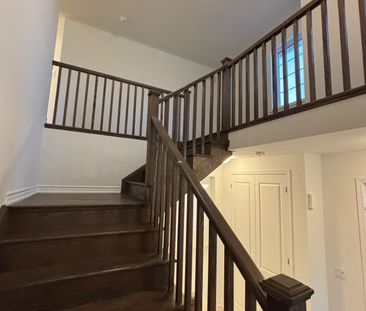 For Lease - 41 Lower Street, Barrie, Ontario - Photo 1