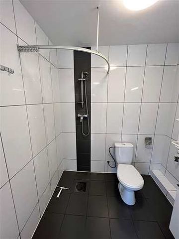 1 rum och kök. Badrum med dusch, 22 m - Photo 2