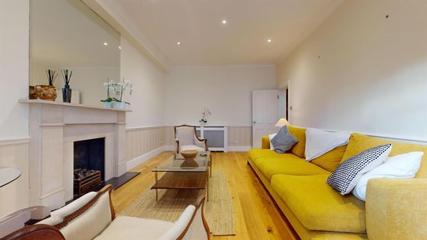 2 bedroom property to let - Photo 1