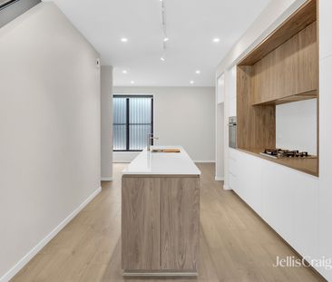 3 Seymour Lane, Williamstown VIC 3016 - Townhouse For Rent | Domain - Photo 6