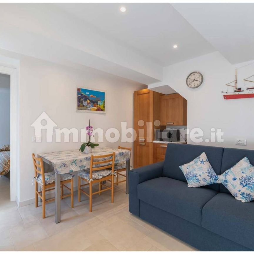 Bilocale via Quartini, Centro, Varazze - Photo 1