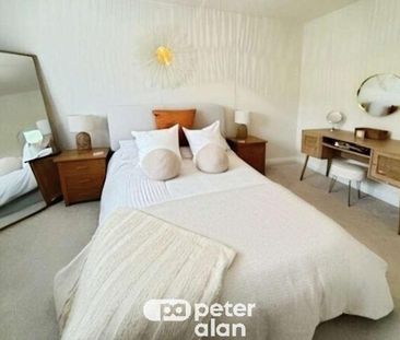 Tennant Grove, Neath, SA10 - Photo 4