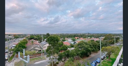 Oros Two Bedrooms One Bathroom Apartment for Lease, Semi-Furnished - Photo 4