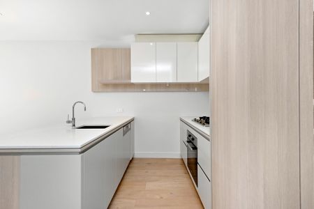 G19/692 Whitehorse Road, Mont Albert - Photo 4