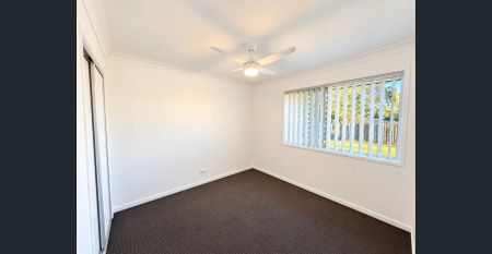 Modern 4 bedroom home! - Photo 3