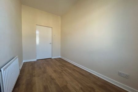 Carisbrooke Road, L4 - Photo 4