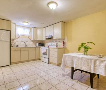 For Lease - 74 Fletcherdon Crescent, Toronto, Ontario - Photo 3