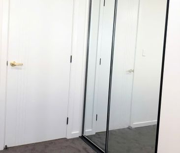 4-bedroom shared house / townhouse, Blyth Street - Photo 6