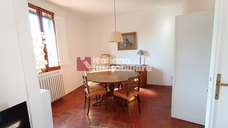 Affascinante quadrilocale - terrazza abitabile in Affitto - Photo 2