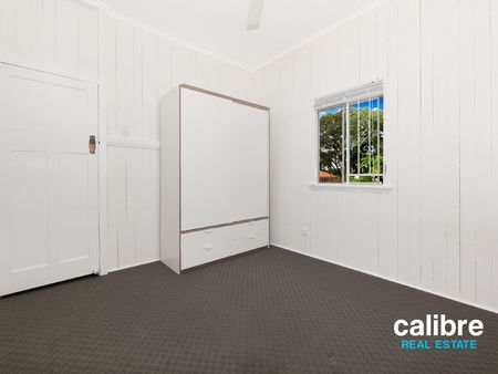 61 Hockings Street, Clayfield, QLD, 4011 - Photo 5