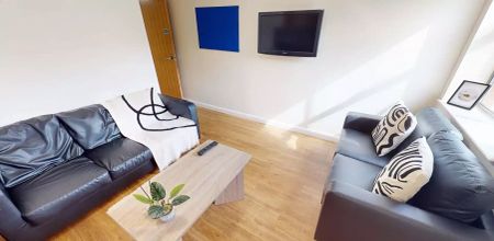 Gold Studio - Photo 3