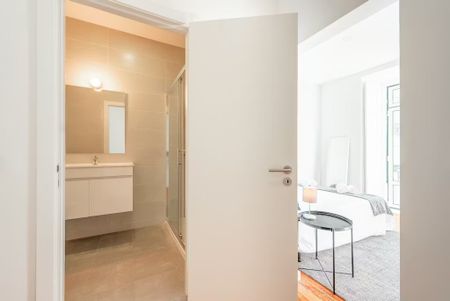 Escadinhas da Saúde, Lisbon, Lisbon 1100-584 - Photo 4