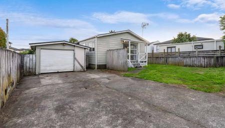 Tidy 3-Bedroom Home in a Convenient Location - Photo 5