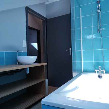Location Appartement 3 pièces 55m² - Photo 3