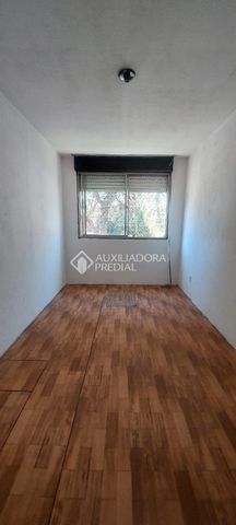 Apartamento com 1 quarto e 43m² para alugar em Jardim Itu Sabará, Porto Alegre. - Photo 4