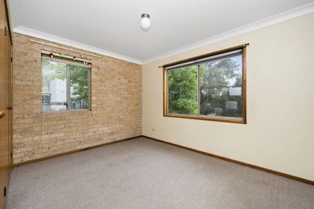 3 Bedroom Townhouse - Photo 2