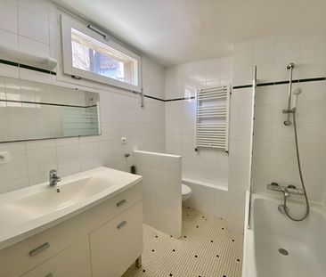 A LOUER - NANTES CATHÉDRALE - Appartement 2 pièces de 54.50 m² (60.... - Photo 2
