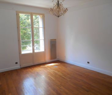 Location Appartement 3 pièces 70m² - Photo 2