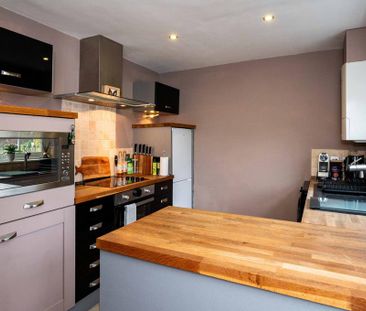 2 bedroom terraced house to rent - Photo 1