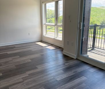 For Lease - 10 Palace Street Unit# D5, Kitchener, Ontario - Photo 4