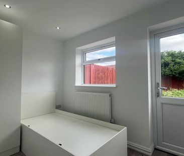 House share to rent - Photo 3