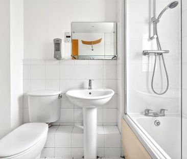 2 bedroom apartment to rent - Photo 6