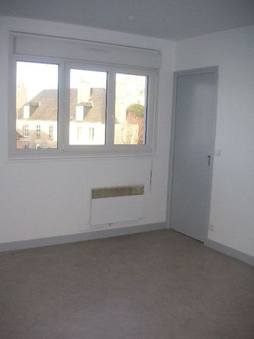 A louer appartement type F3 - Carentan - 2e étage - Photo 2