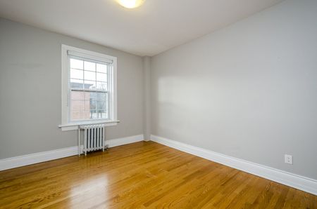 12 - 207 Charlotte Street - Photo 2