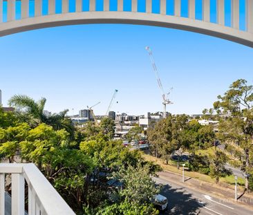 Amazing 1 Bedroom Unit - Walking distance to Kangaroo Point Cliffs - Photo 6