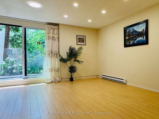 For Lease - 25 Pebble Byway Unit# 11, Toronto, Ontario - Photo 1