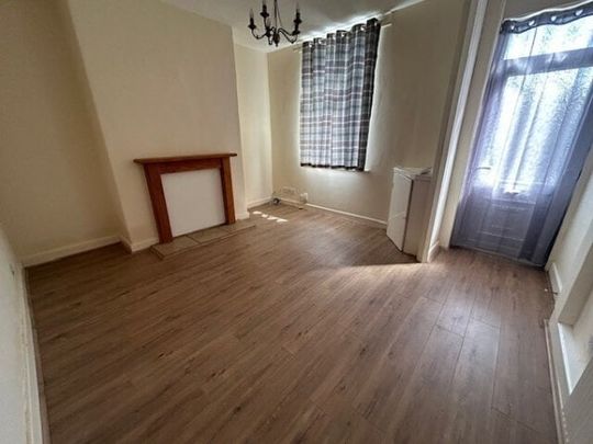 Enfield Road, Blackpool, FY1 - Photo 1