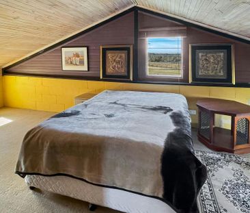 Cute Two Bedroom Loft with Amazing Views! UTILITIES INCLUDED - Photo 4