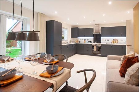 4 bedroom detached house to rent - Photo 5